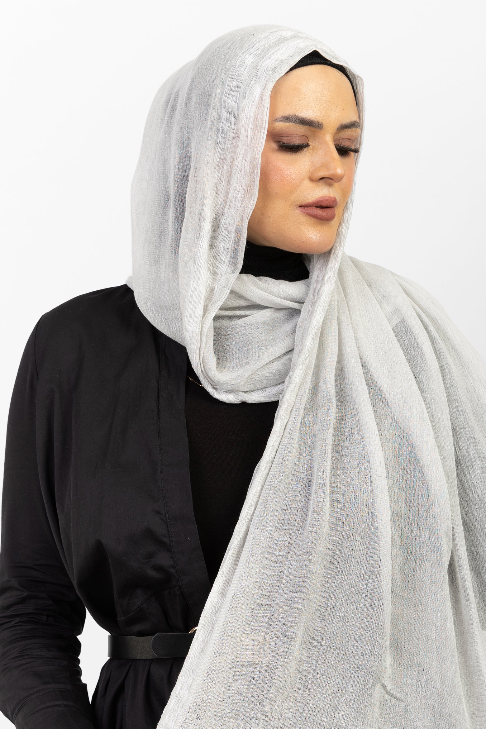 Luxurious Textured Veil