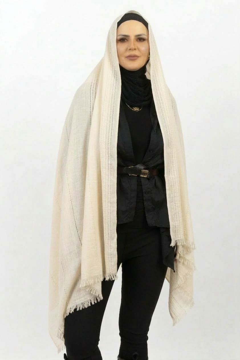Thai Elegance in Flow - Lya Veil Store